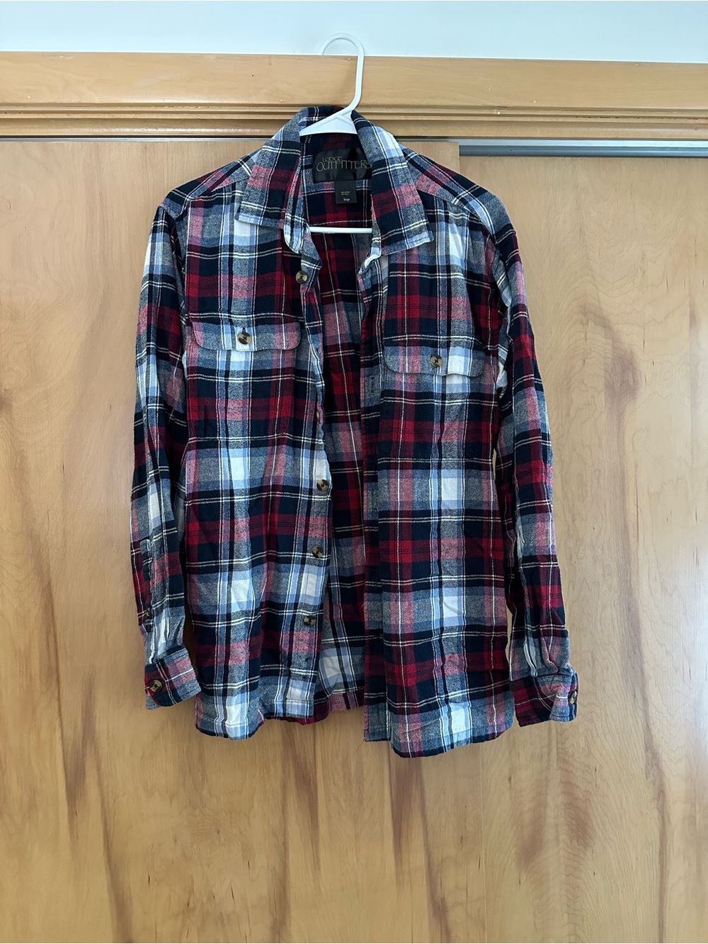 Lodge Outfitters large Red & Navy Plaid Button-Up Flannel Shirt large